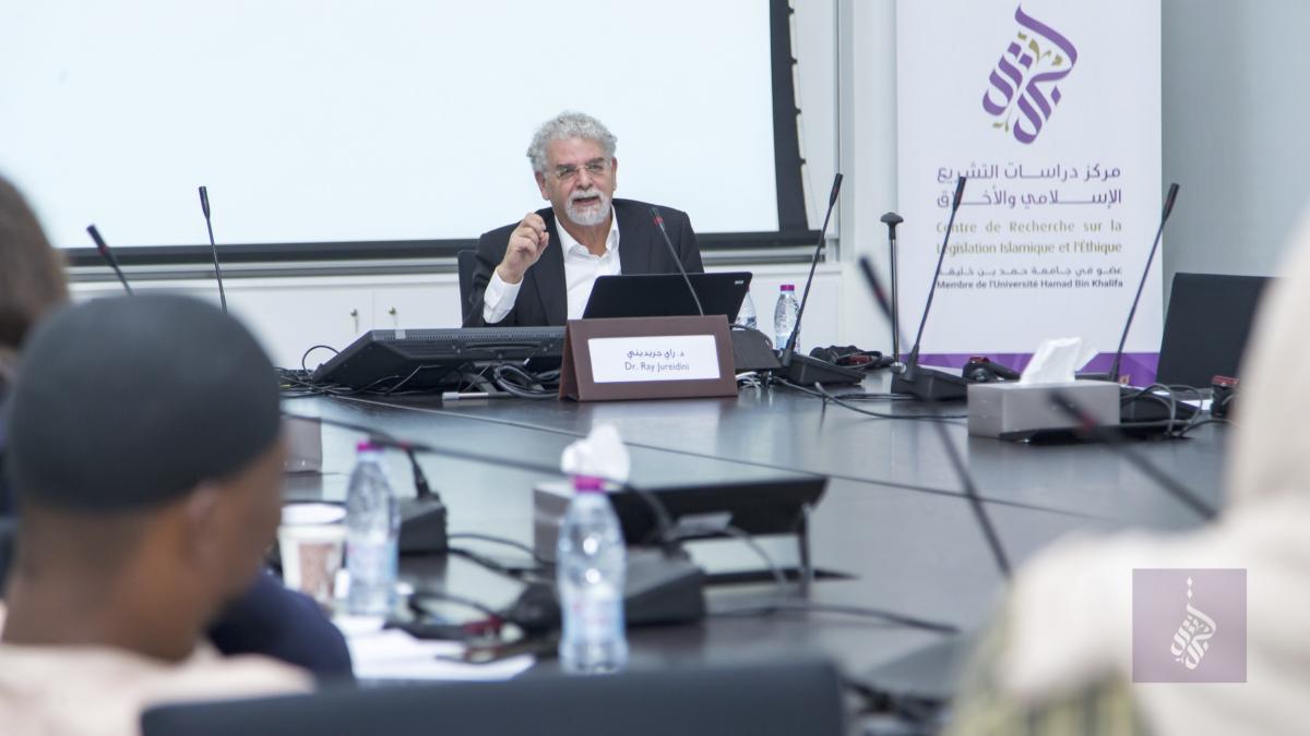 د. راي جريديني رجائي أستاذ أخلاقيات الهجرة وحقوق الانسان